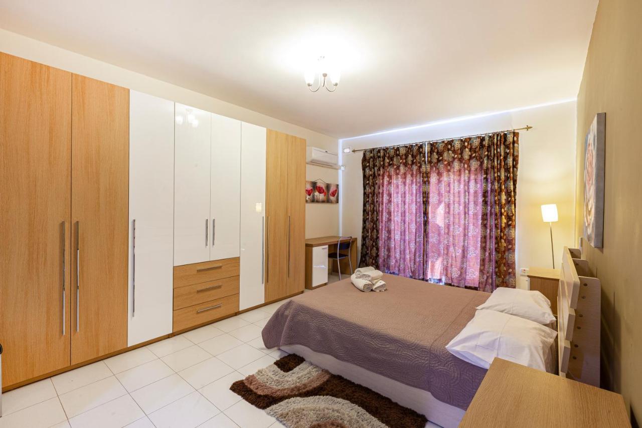 Ferries Apt, With Beautiful Views Ac & Wifi By 360 Estates Apartment