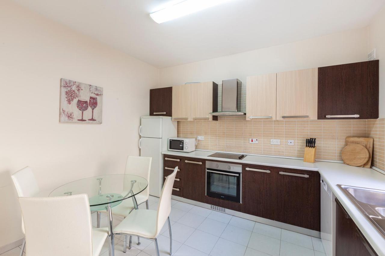 Ferries Apt, With Beautiful Views Ac & Wifi By 360 Estates Apartment Sliema