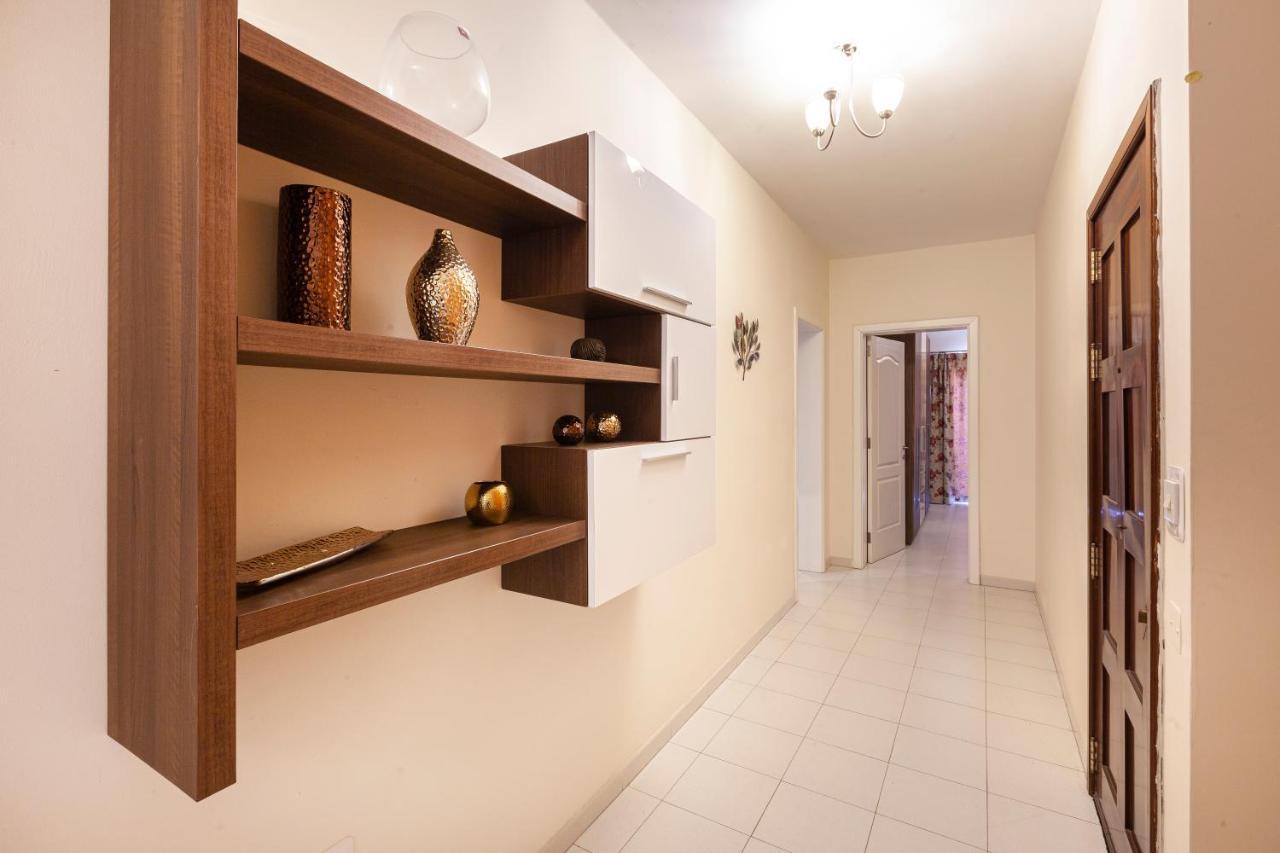 Ferries Apt, With Beautiful Views Ac & Wifi By 360 Estates *