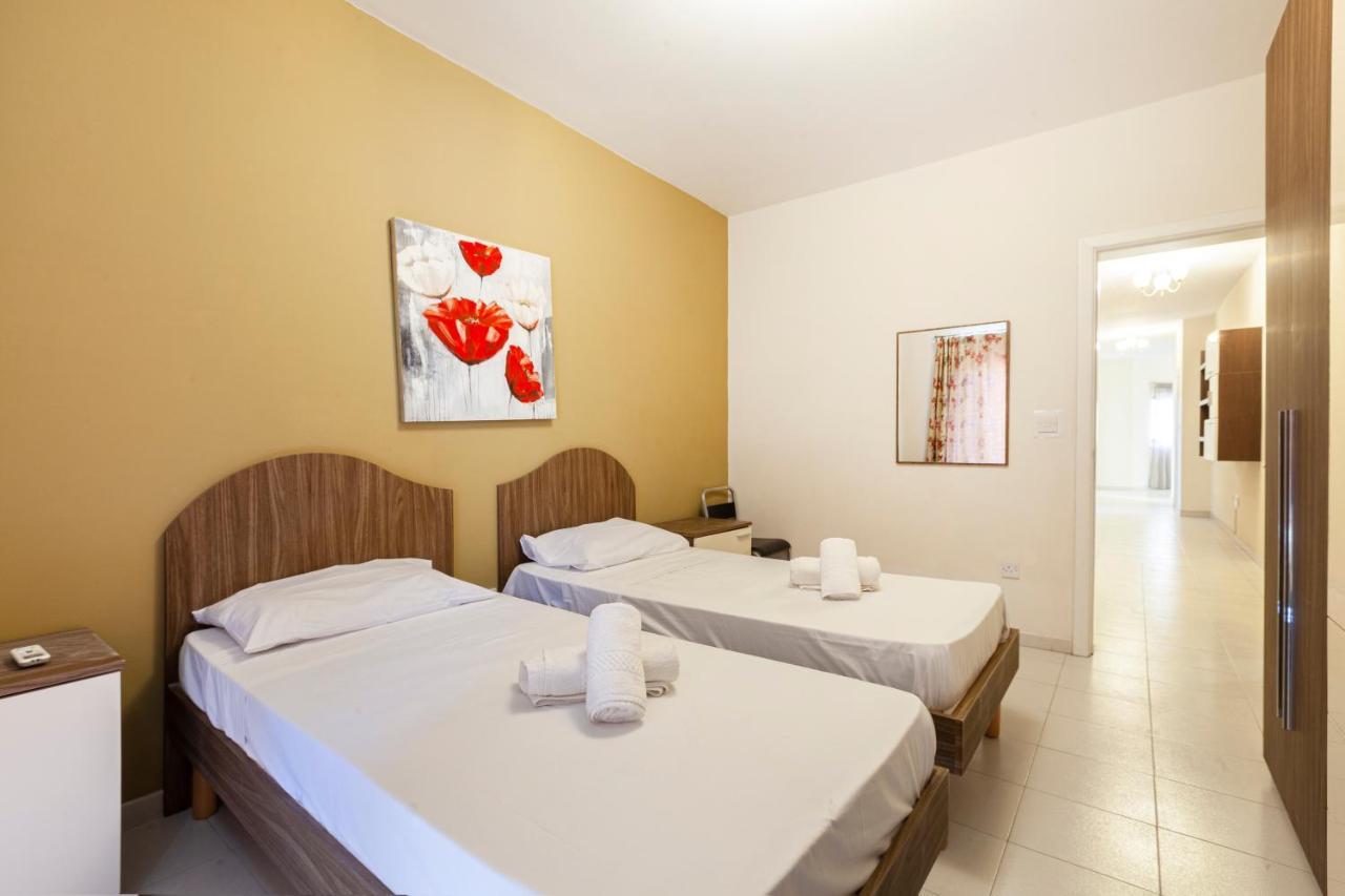 Ferries Apt, With Beautiful Views Ac & Wifi By 360 Estates * Sliema