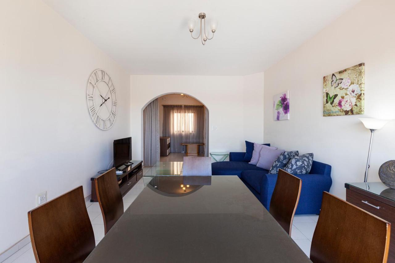 Apartment Ferries Apt, With Beautiful Views Ac & Wifi By 360 Estates *